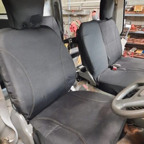Mitsubishi Fuso Canter seat covers Seat covers fitted to a Mitsubishi Fuso Canter