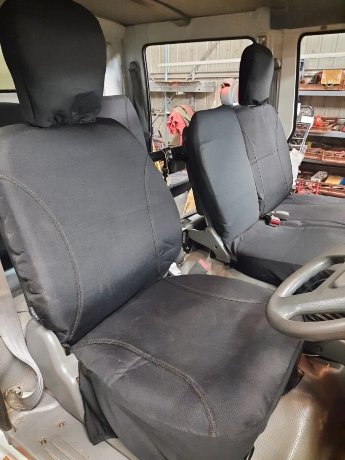 Mitsubishi Fuso Canter seat covers Seat covers fitted to a Mitsubishi Fuso Canter