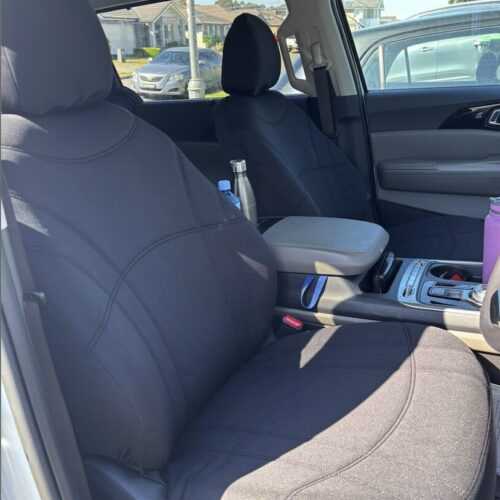 Kia Carnival seat covers Seat covers fitted to a Kia Carnival