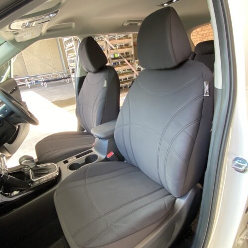 Neoprene seat covers fitted to a Haval H6