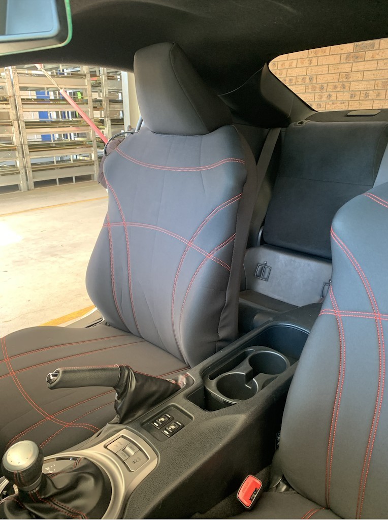Toyota 86 seat covers Seat covers fitted to a Toyota 86