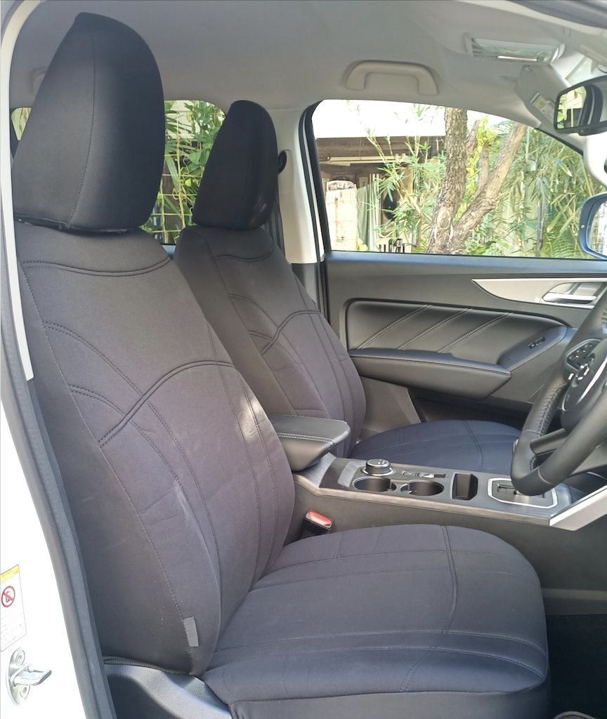 Mitsubishi Triton Neoprene seat covers Neoprene seat covers fitted to a Mitsubishi Triton
