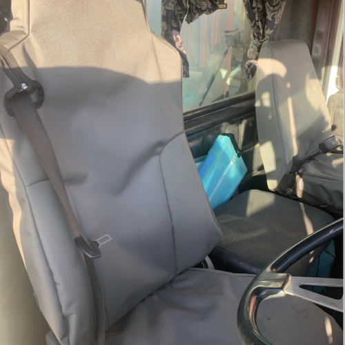 ISRI 6860-870 NTS2 Poly Canvas seat covers Poly Canvas seat covers fitted to a ISRI 6860-870 NTS2