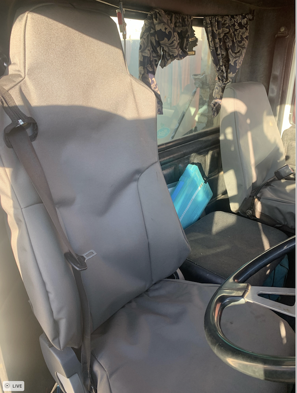 ISRI 6860-870 NTS2 Poly Canvas seat covers Poly Canvas seat covers fitted to a ISRI 6860-870 NTS2