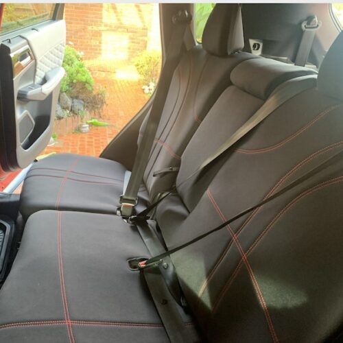Mitsubishi Outlander seat covers Seat covers fitted to a Mitsubishi Outlander