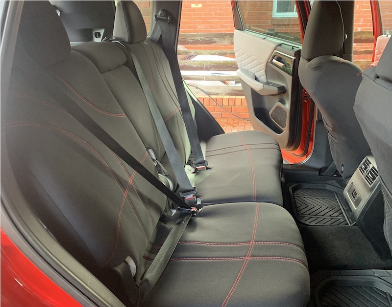 Mitsubishi Outlander Neoprene seat covers Neoprene seat covers fitted to a Mitsubishi Outlander